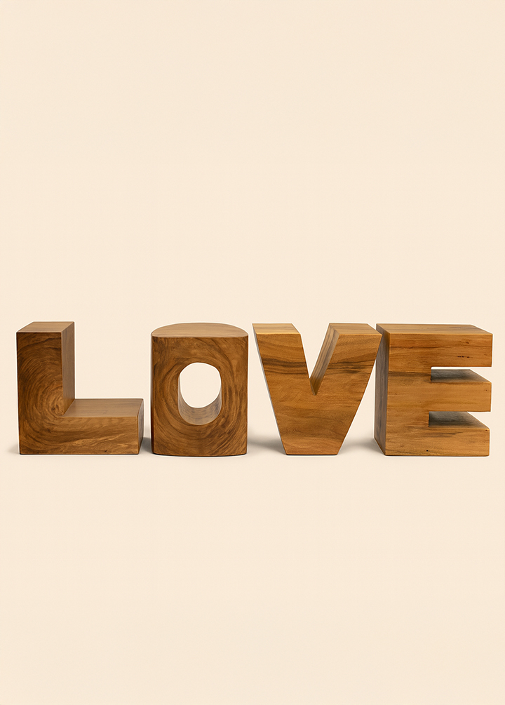 Banco de Madeira Love