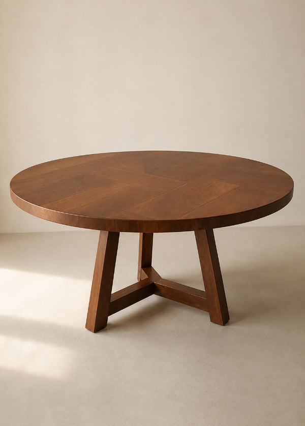 Mesa de Jantar Trama