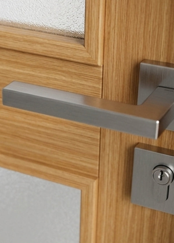 Porta com Visor Lumine