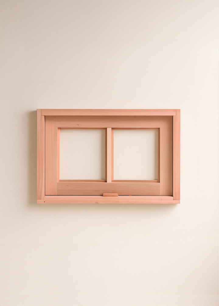 Vitro Basculante de Madeira Quadriculado Reto