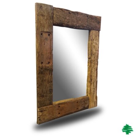 espelho de madeira dormente