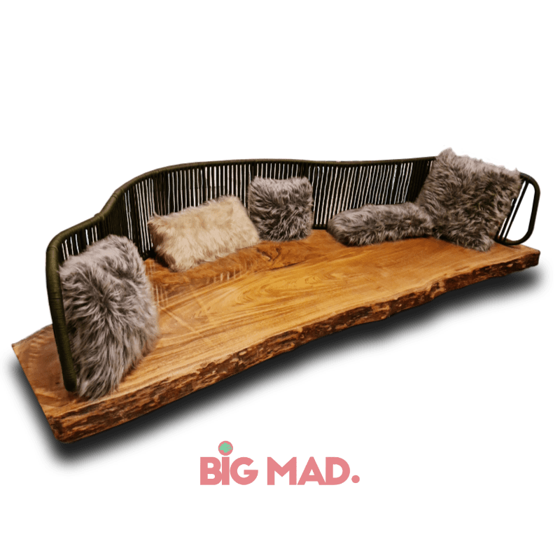 Sofa Tora de Madeira Maciça